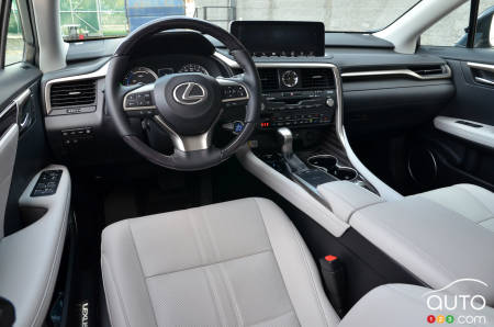 2021 Lexus RX 450h, interior